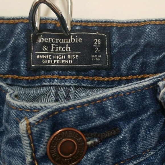 A&F Distressed Girlfriend Jean - Picture 3 of 3